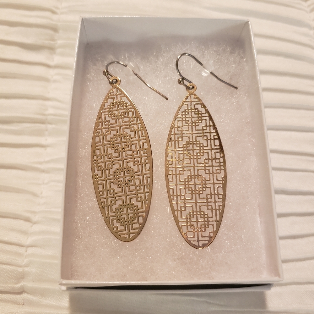 Lattice drop earrings